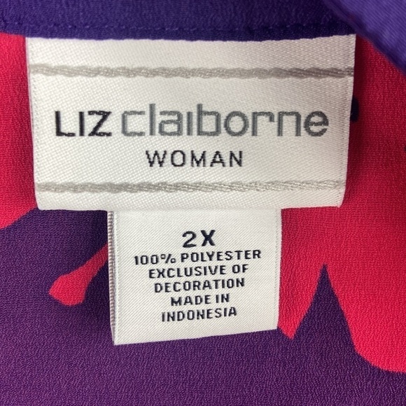 Liz Claiborne Plus Size Floral Tank Blouse with V Neck Line - Picture 7 of 7